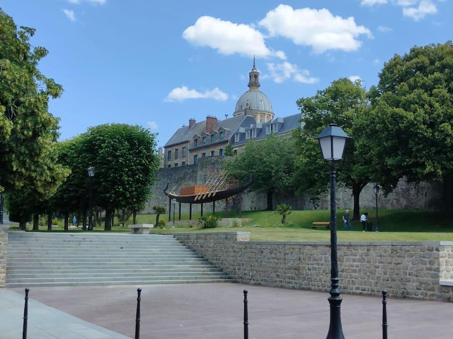 Апартаменты Le San Martin Булонь-сюр-Мер Экстерьер фото